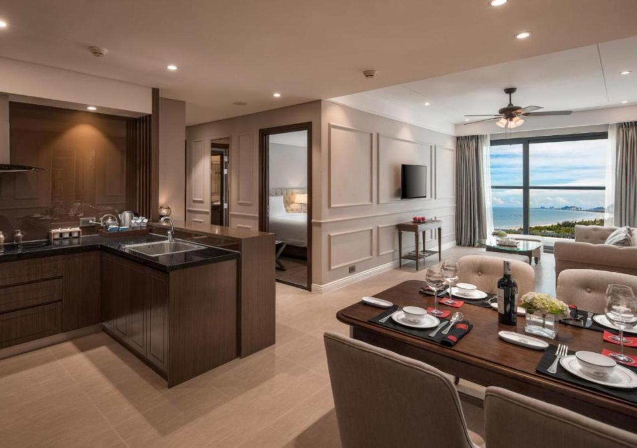 Sunrise Luxury Apartment With Ocean View Danang Exterior photo