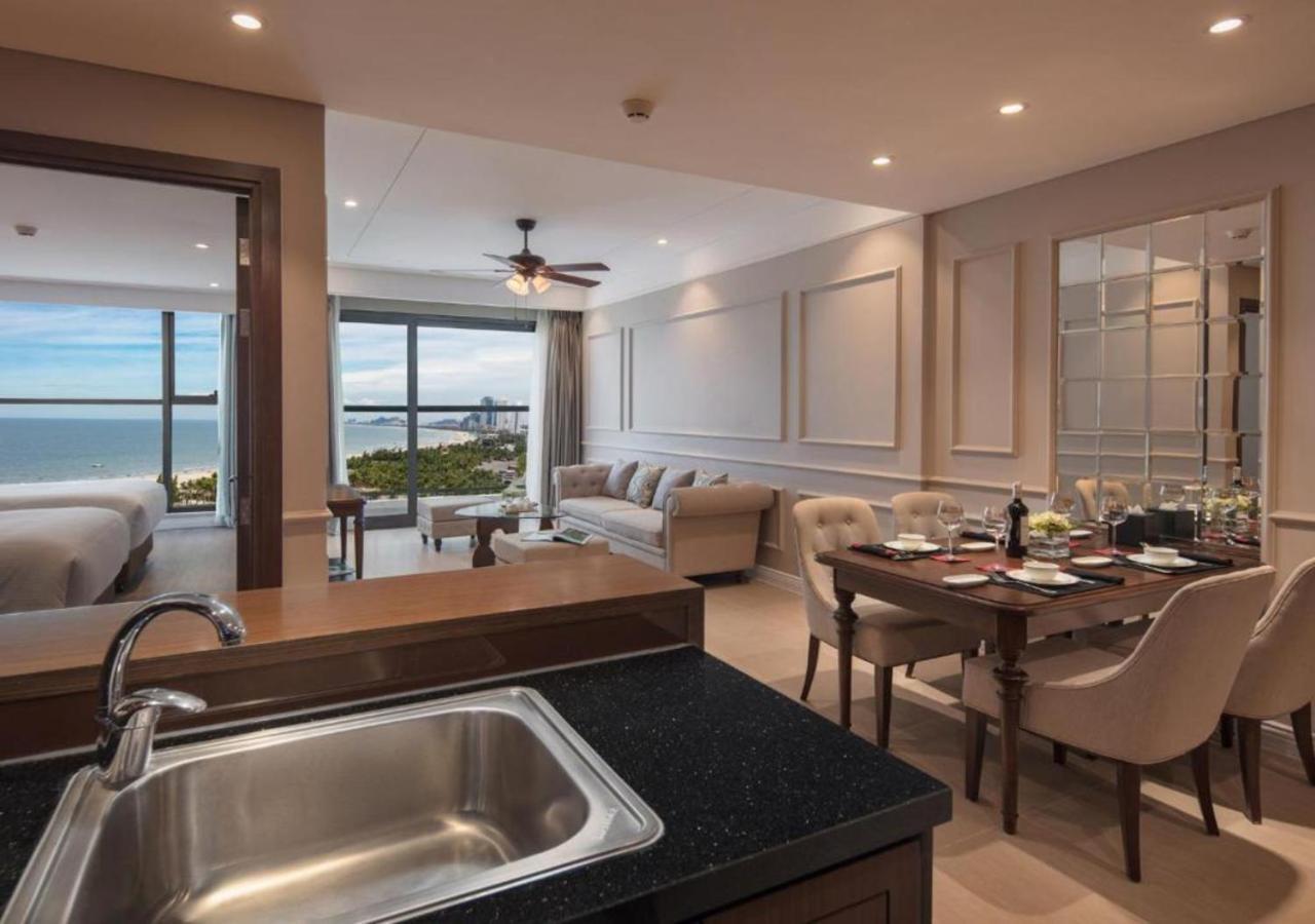 Sunrise Luxury Apartment With Ocean View Danang Exterior photo