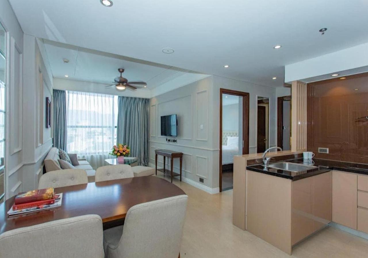 Sunrise Luxury Apartment With Ocean View Danang Exterior photo