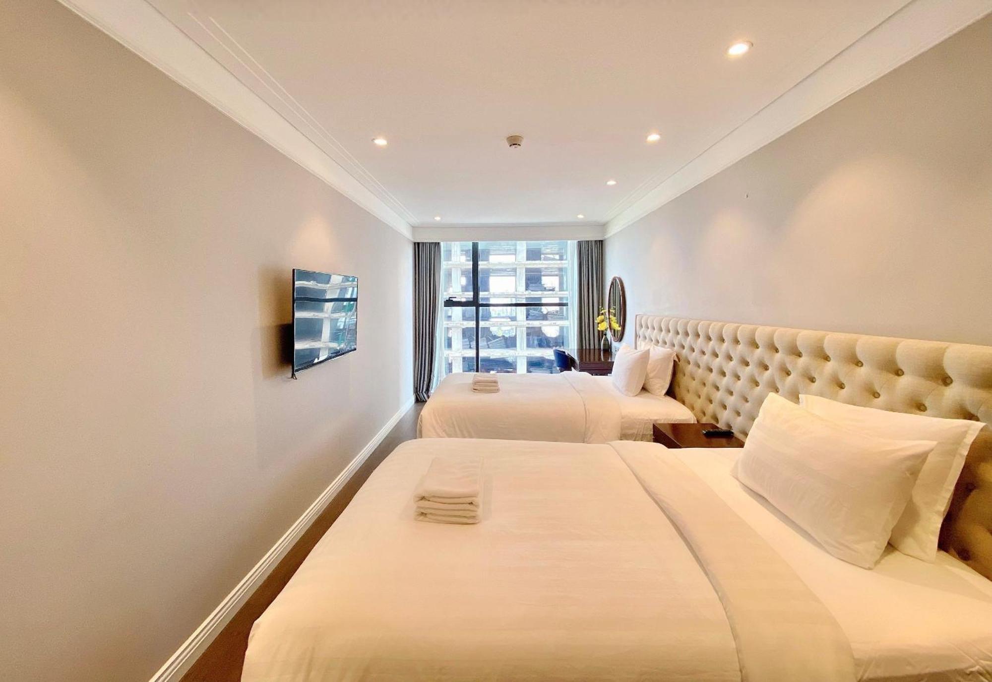 Sunrise Luxury Apartment With Ocean View Danang Exterior photo