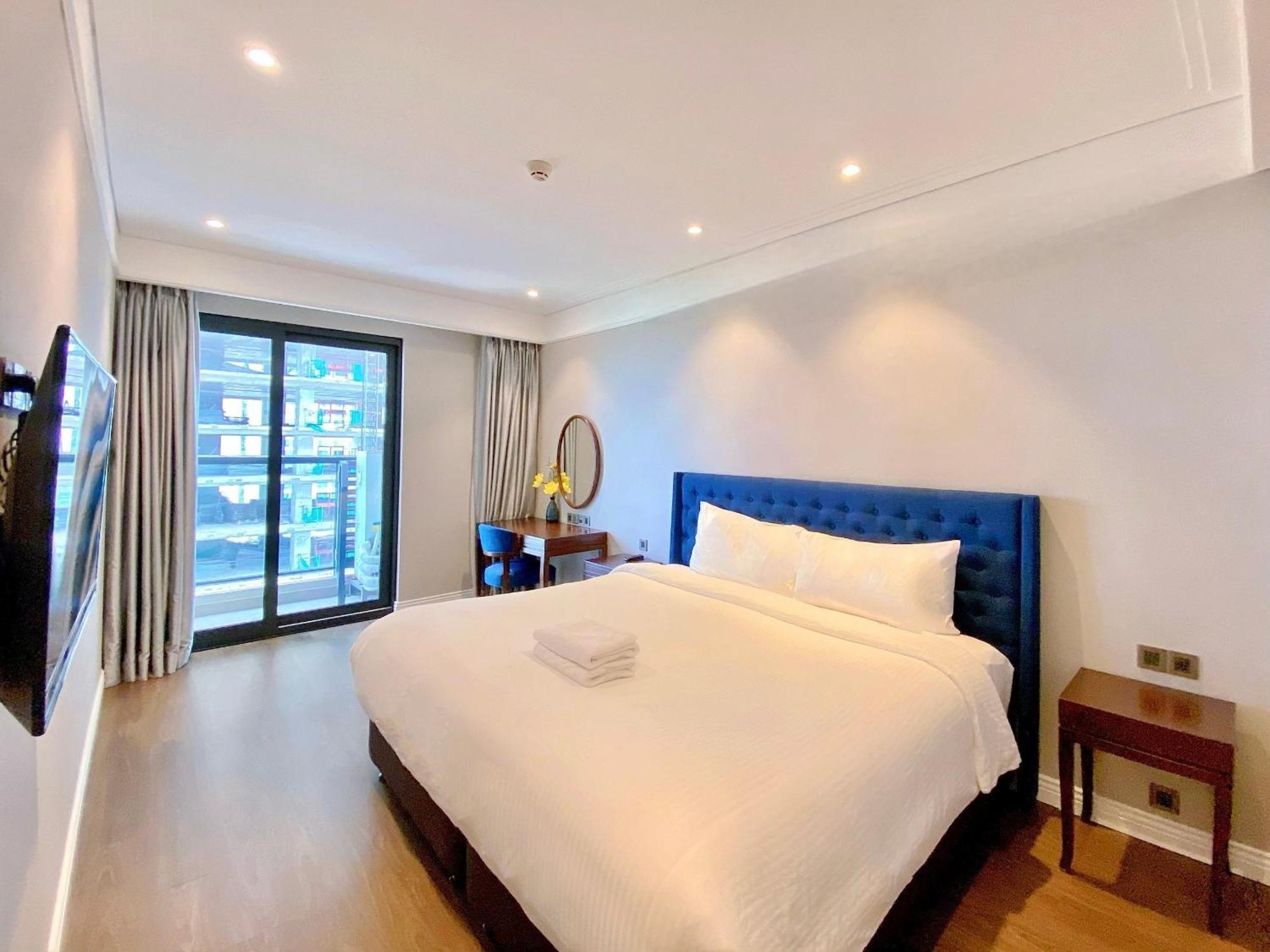Sunrise Luxury Apartment With Ocean View Danang Exterior photo