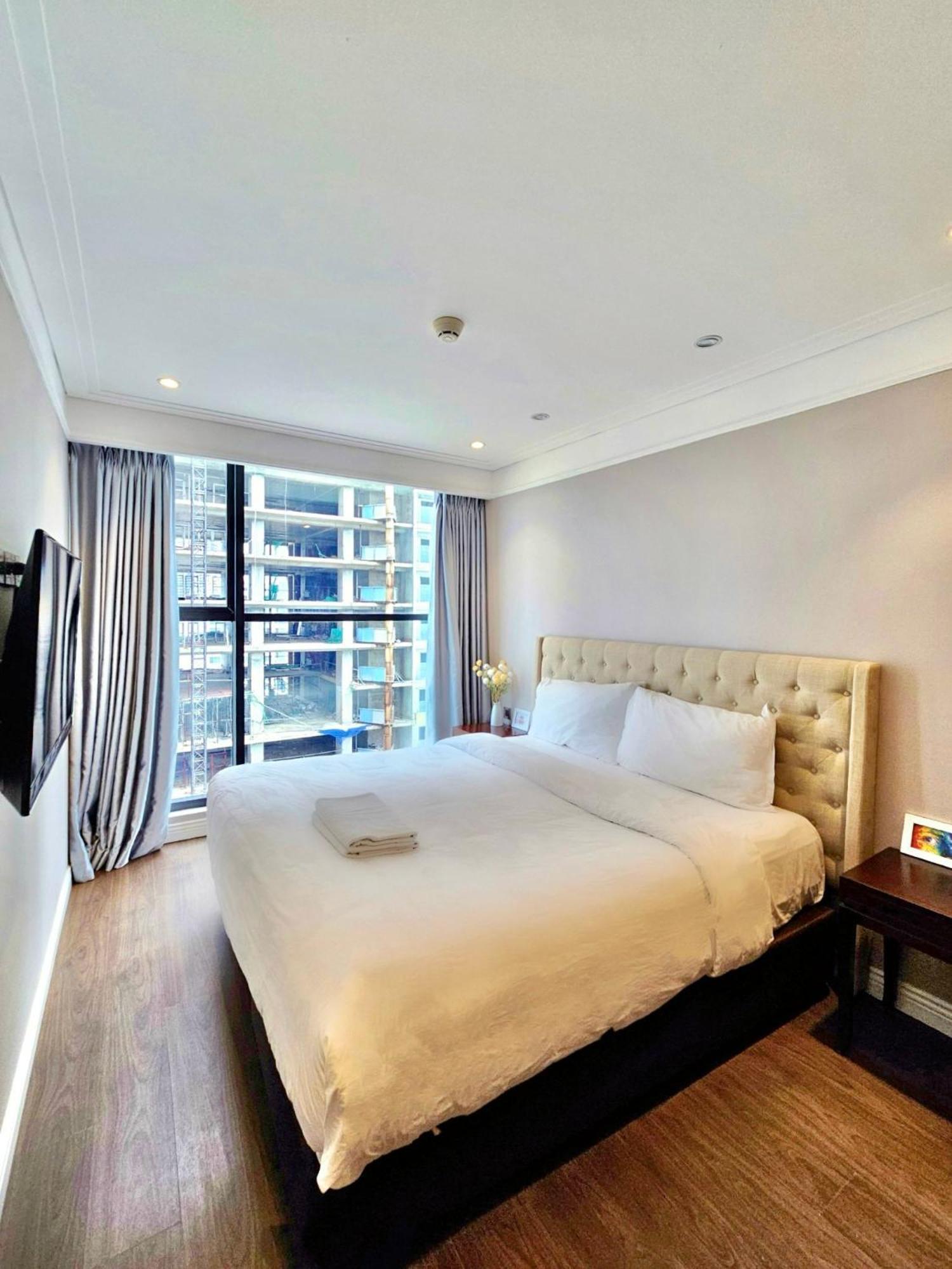 Sunrise Luxury Apartment With Ocean View Danang Exterior photo