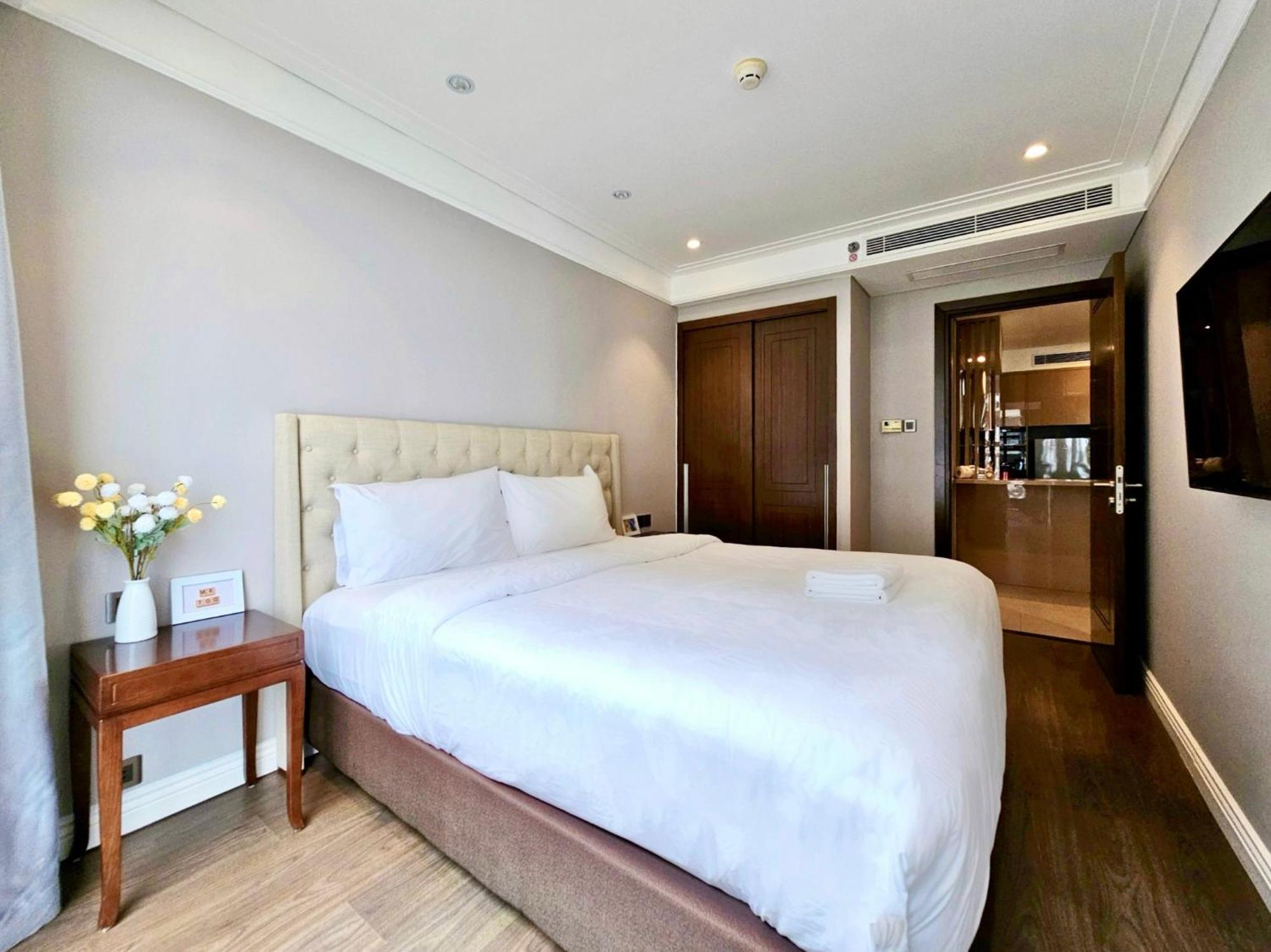 Sunrise Luxury Apartment With Ocean View Danang Exterior photo